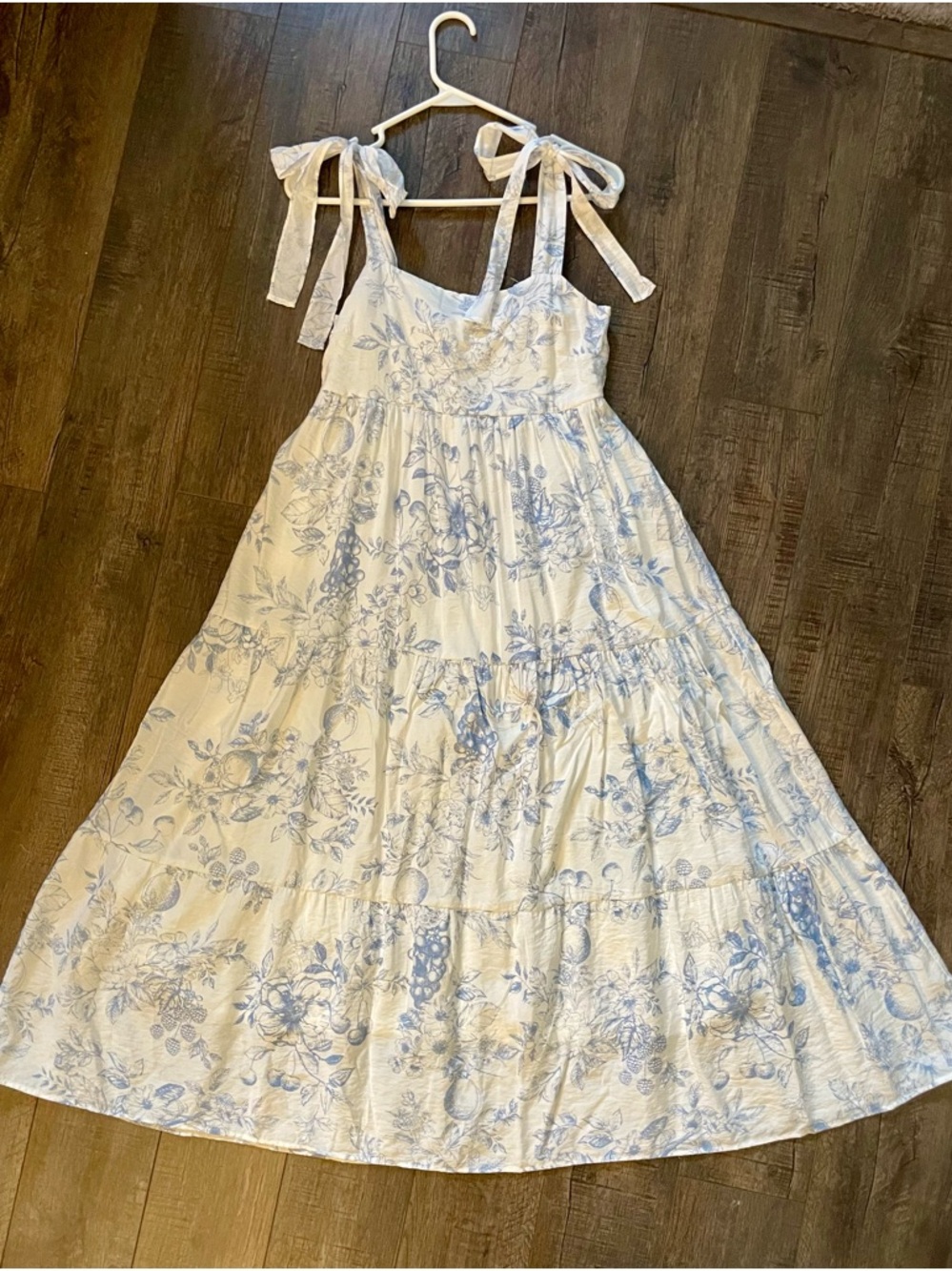 BluPepper, medium, NWOT